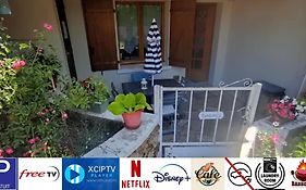 appartement type f2 proche PARIS 25 KM